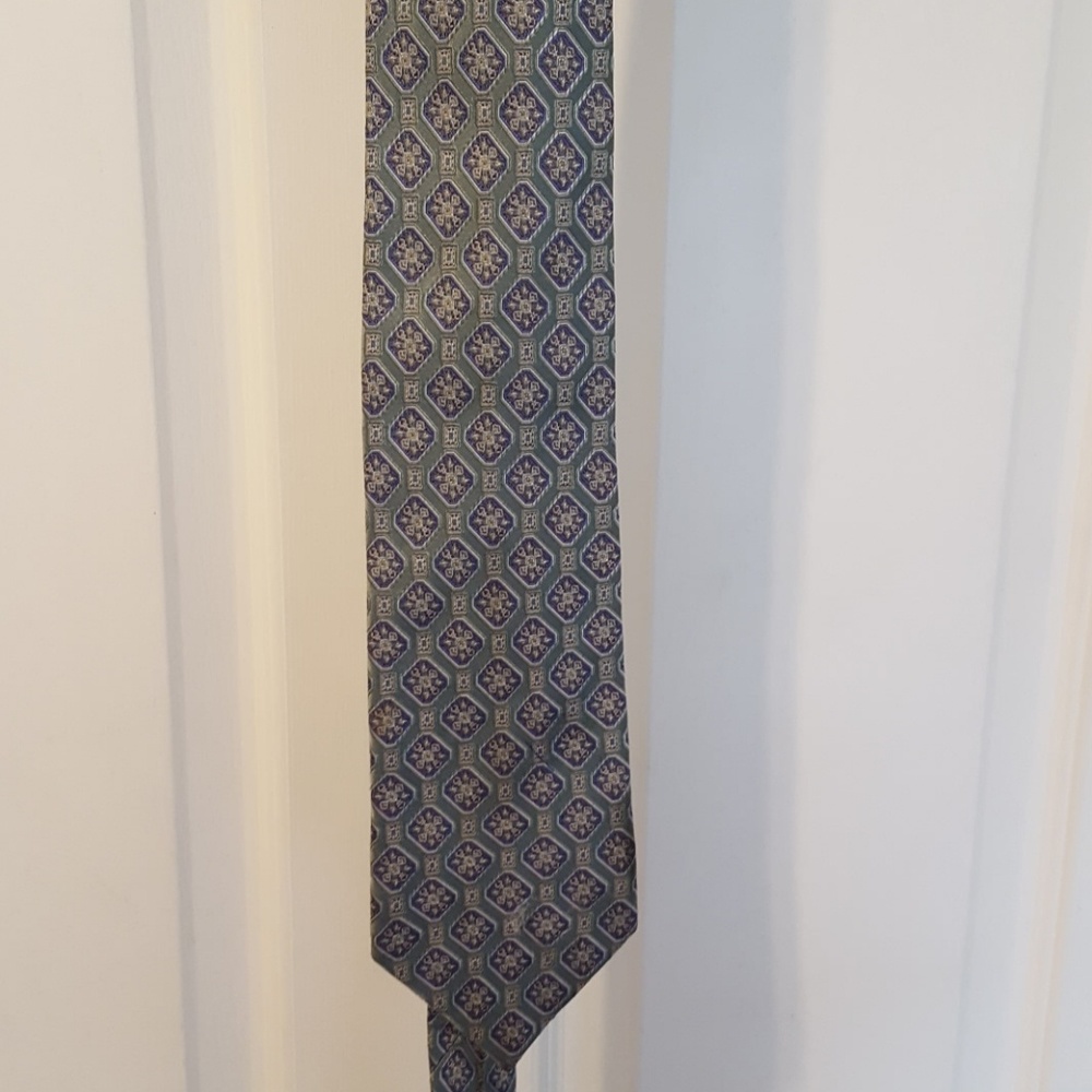 men's tie